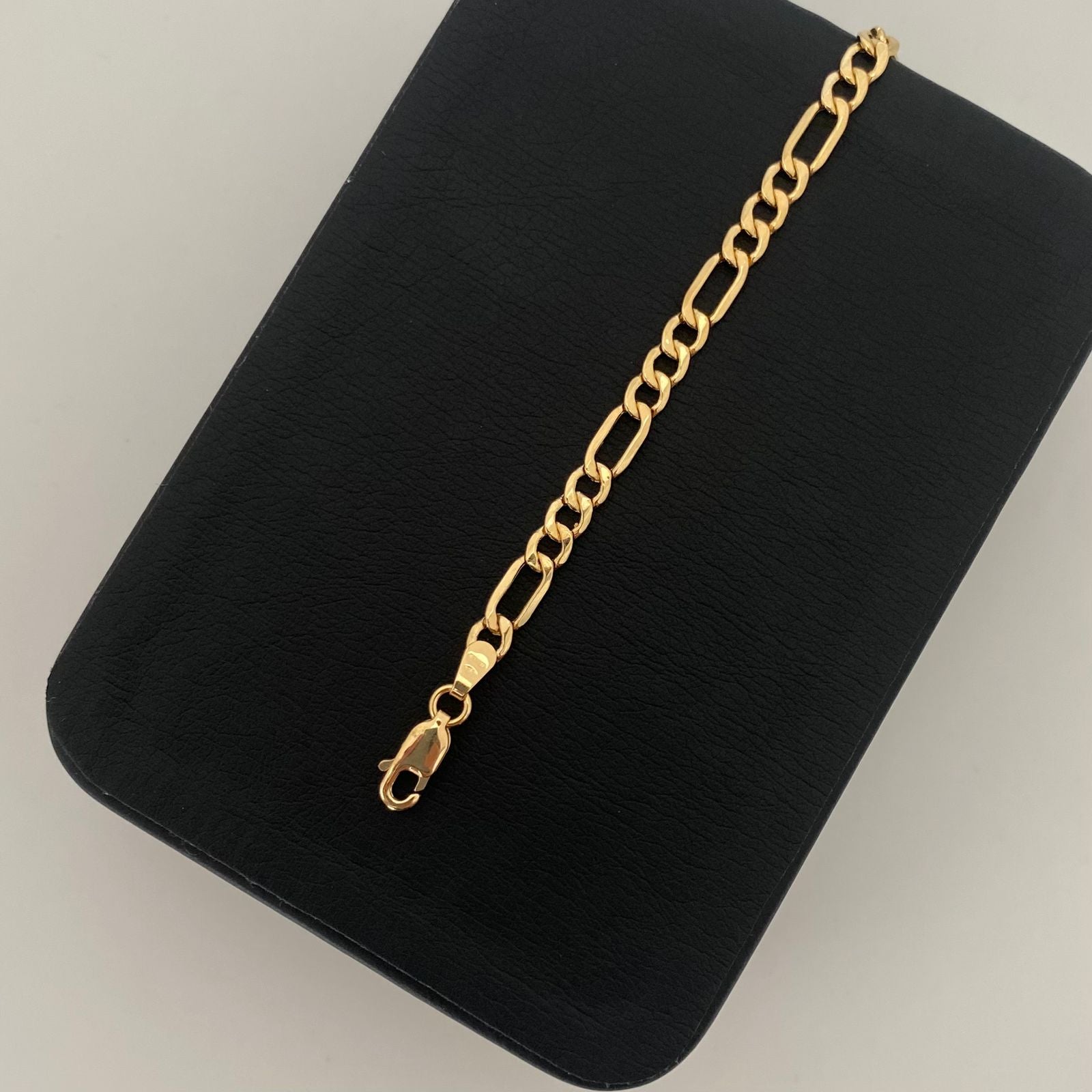 Pulso It 3x1 Oro amarillo 18k +1 / 3,35 Gr / 4,2 mm / 19 Cm